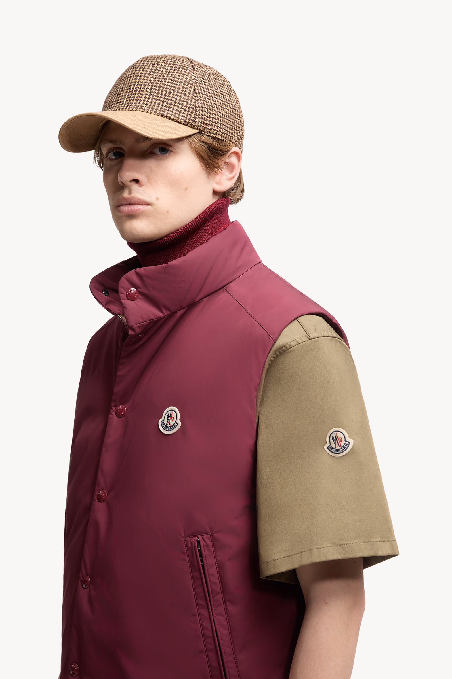 Pilat Short Down Vest Men Burgundy Moncler 4